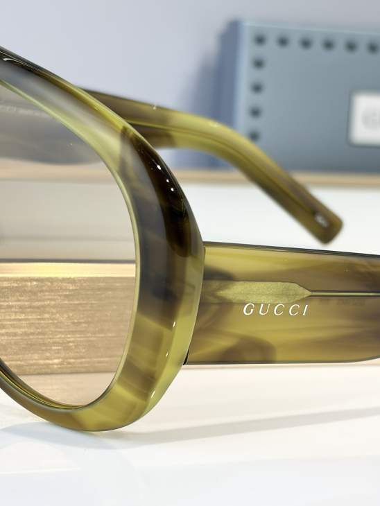 Picture of Gucci Sunglasses _SKUfw79722036fw
